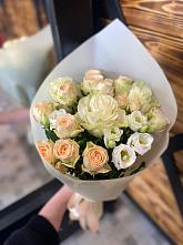 Букет цветов из:  Розы и Лизиантусы #REPLACE_PRED# Татарске