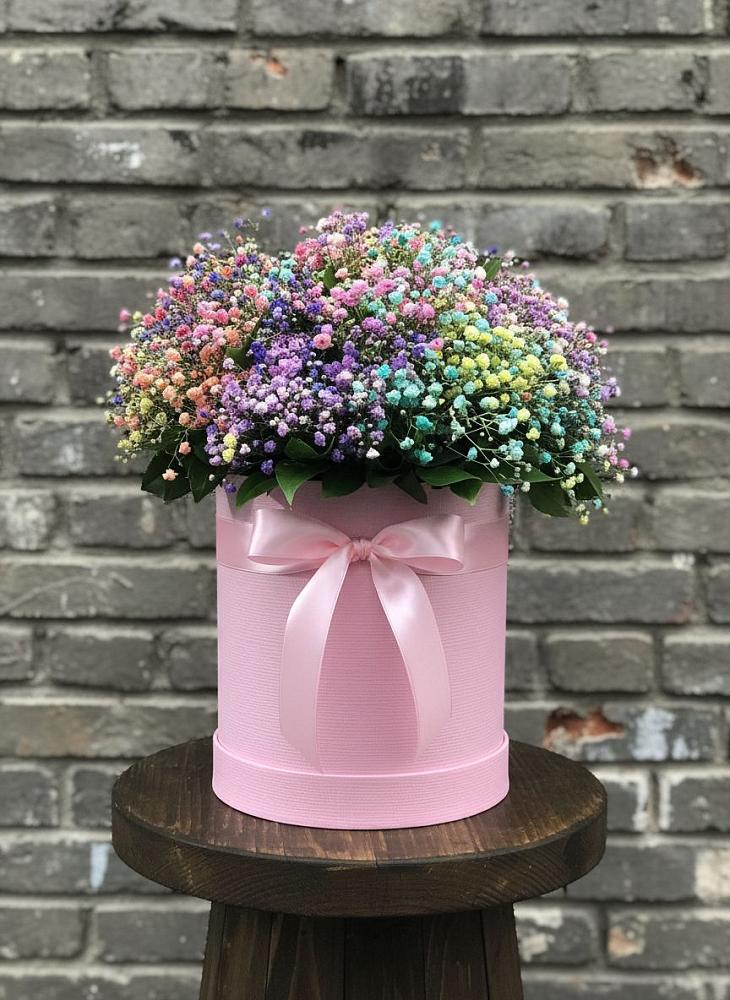 Цветочная композиция из Гипсофила и Розы в шляпной коробке в Татарске