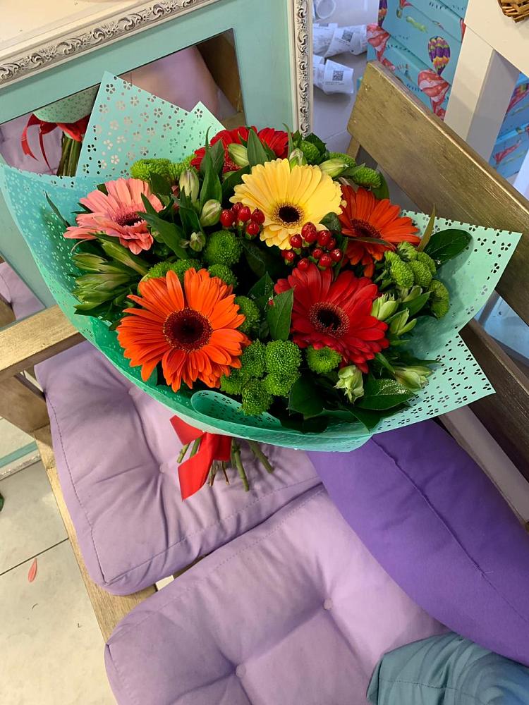Букет цветов из: Герберы, Хризантемы и Альстромерии в Татарске