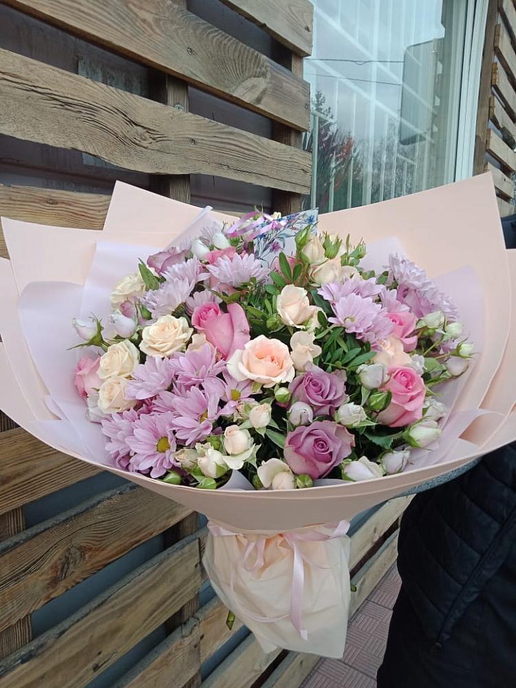 Букет цветов из: Розы и Хризантемы в Татарске