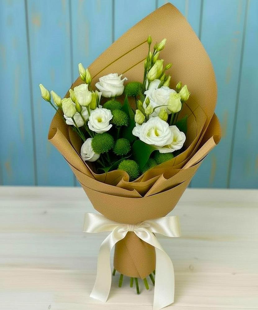 Букет цветов из: Хризантемы и Лизиантусы в Татарске