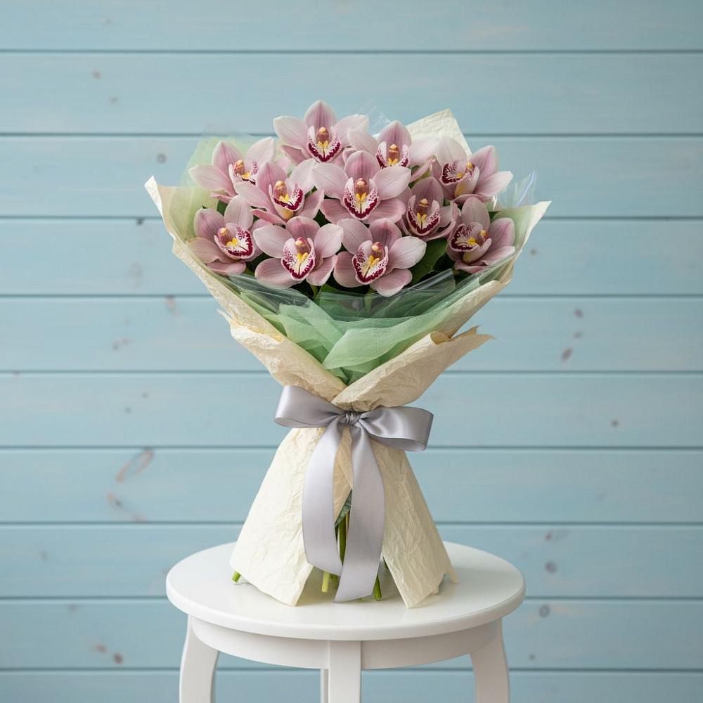 Букет цветов из: Орхидеи и Розы в Татарске