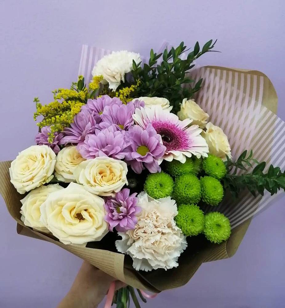 Букет цветов из: Хризантемы, Розы, Гвоздики и Герберы в Татарске