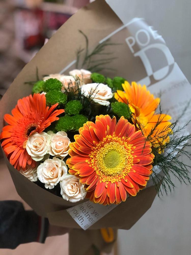 Букет цветов из: Герберы, Хризантемы и Розы в Татарске