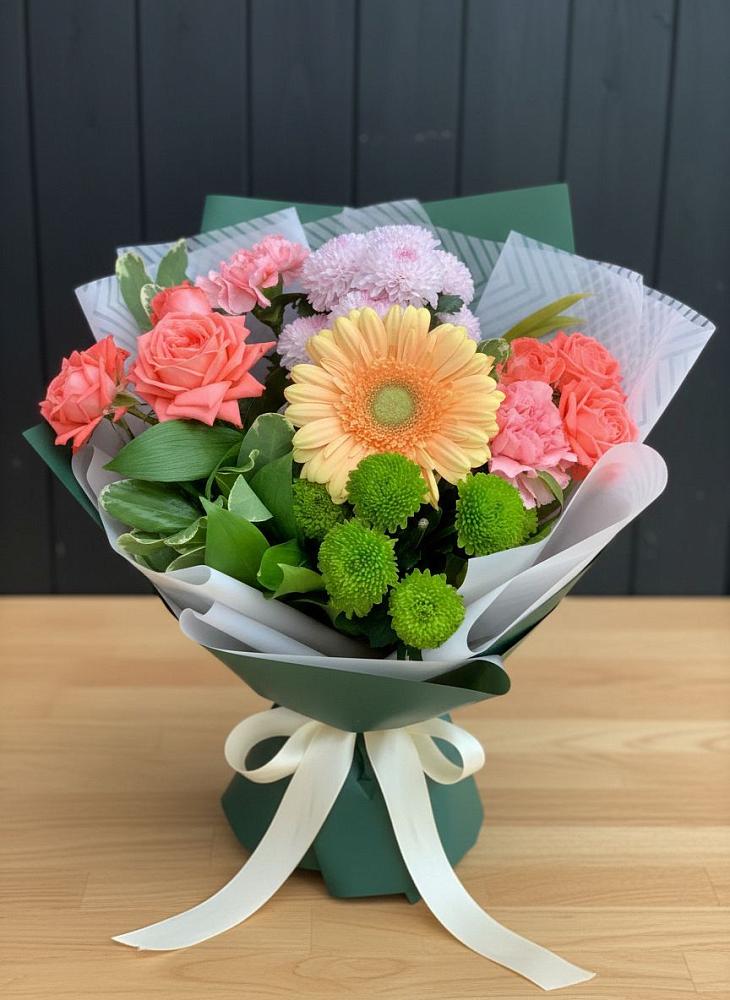 Букет цветов из: Гвоздики, Розы, Герберы и Хризантемы в Татарске